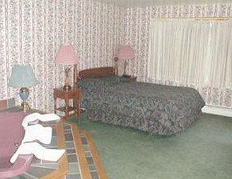 Ladd Brook Inn Pownal Habitación foto